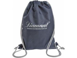 Tančíte v nových botách? 💃🕺 Nezapomeňte na důležité doplňky! Speciální kartáč na údržbu 🧼🥿 vám pomůže udržet vaše boty...